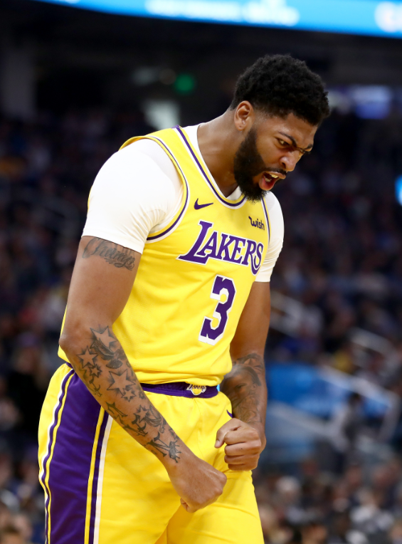 浓眉哥迎来十二赛季高光表现，勇士球迷沸腾！的简单介绍-九游会真人